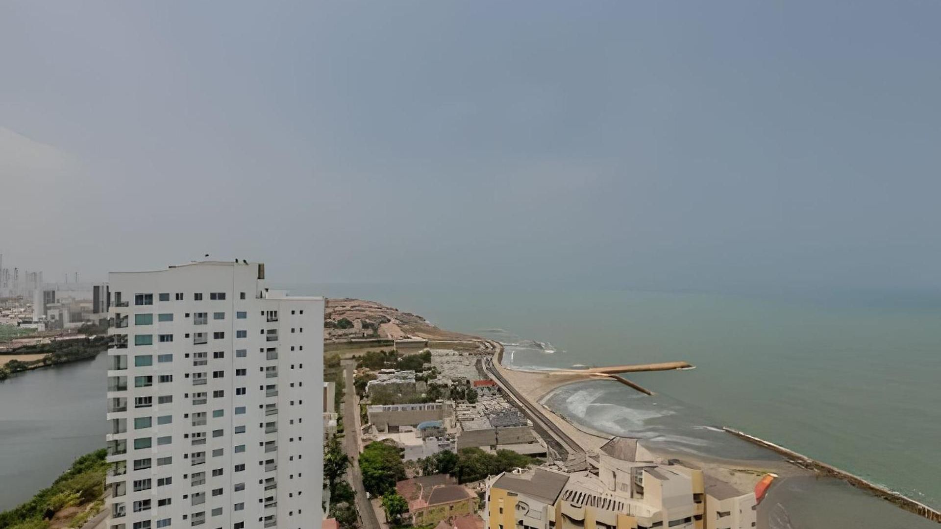 Apartamento Vista Al Mar/ Centro Histórico/ Nuevo Piso 26 1br *