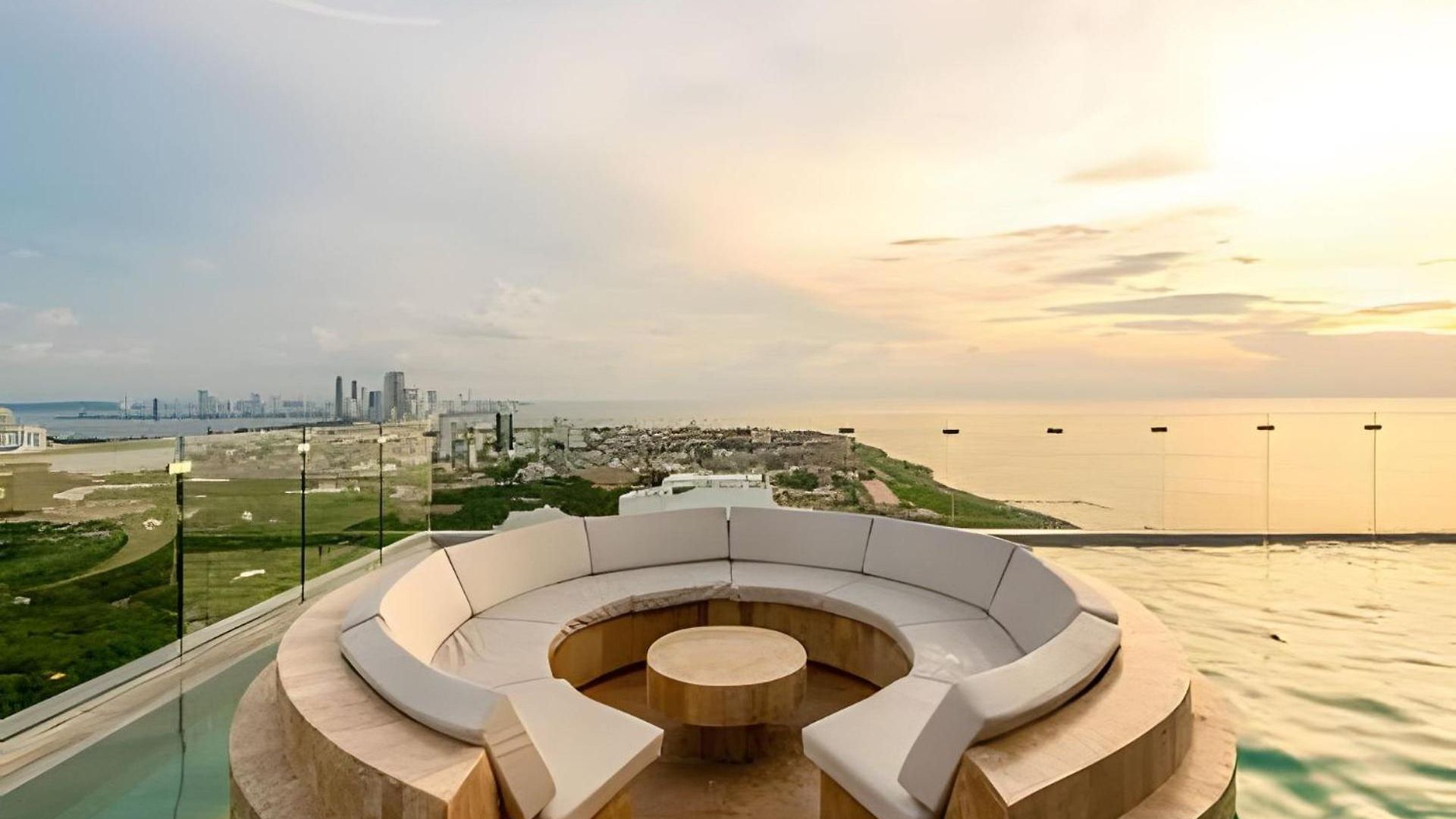 Vista Al Mar/ Centro Histórico/ Nuevo Piso 26 1br Apartamento Cartagena