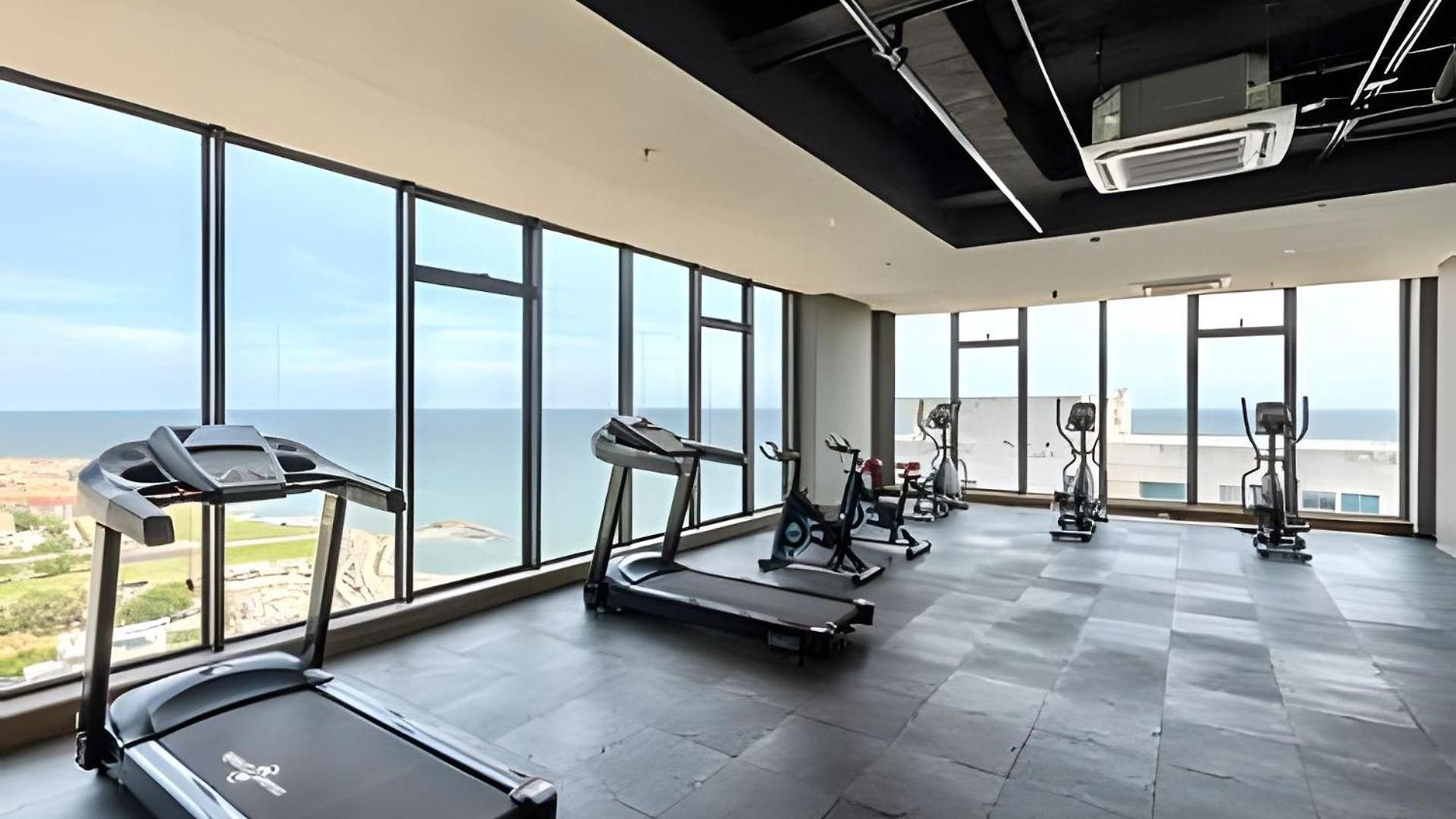 Vista Al Mar/ Centro Histórico/ Nuevo Piso 26 1br Apartamento *