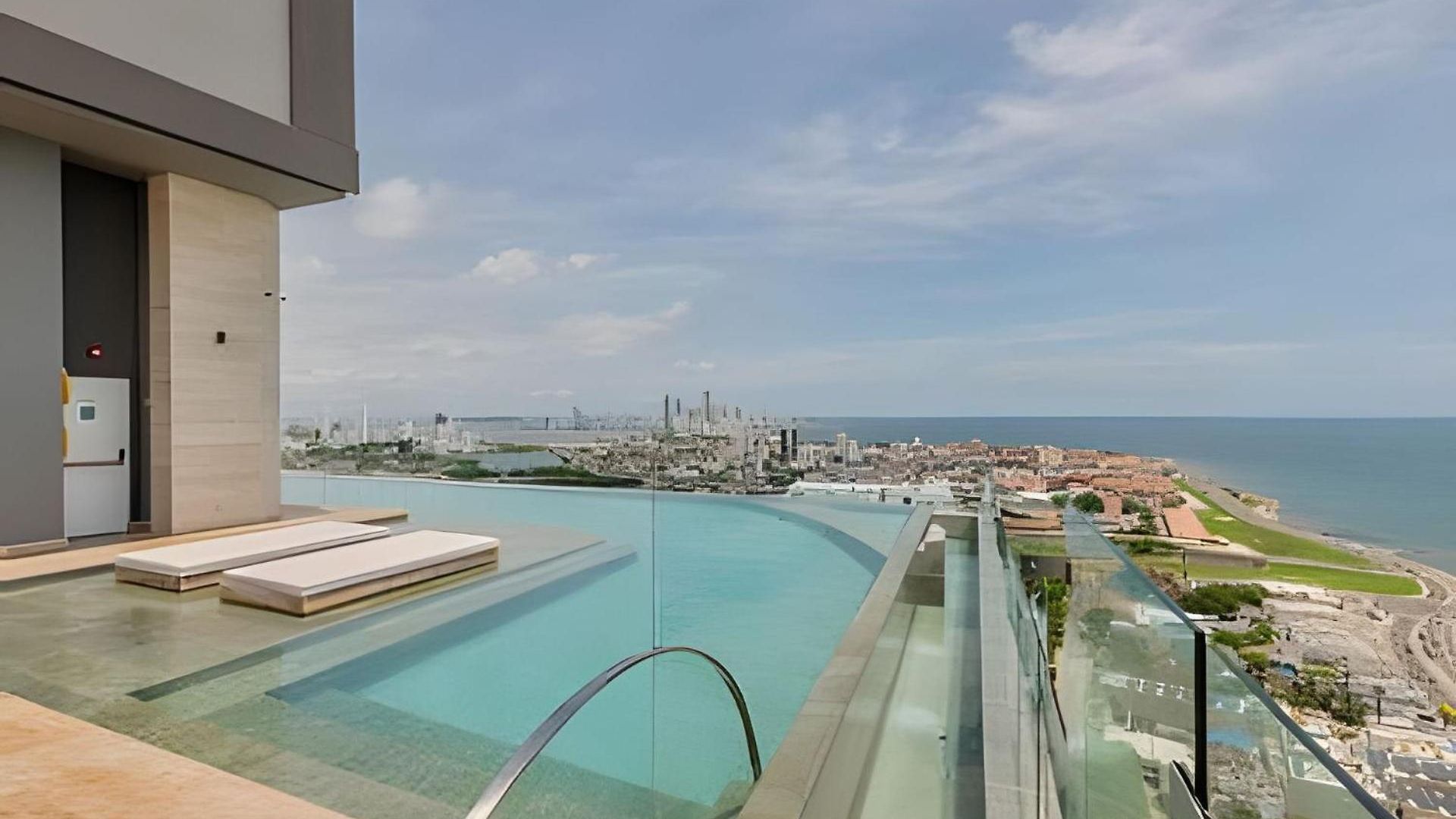 Vista Al Mar/ Centro Histórico/ Nuevo Piso 26 1br *