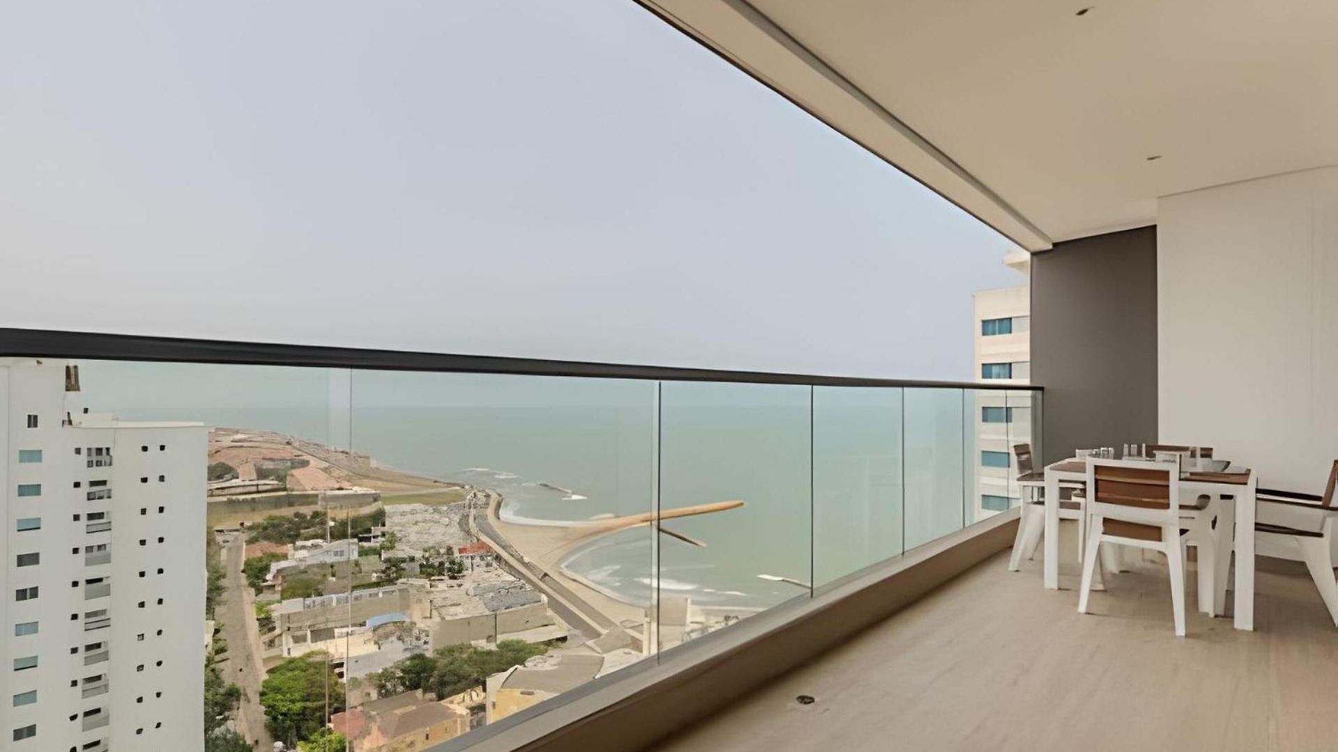 Vista Al Mar/ Centro Histórico/ Nuevo Piso 26 1br *