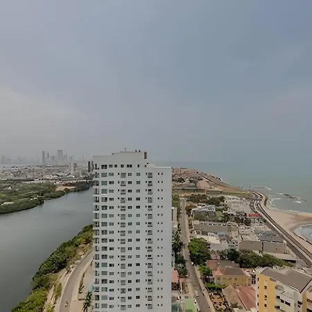 Vista Al Mar/ Centro Histórico/ Nuevo Piso 26 1br Apartamento
