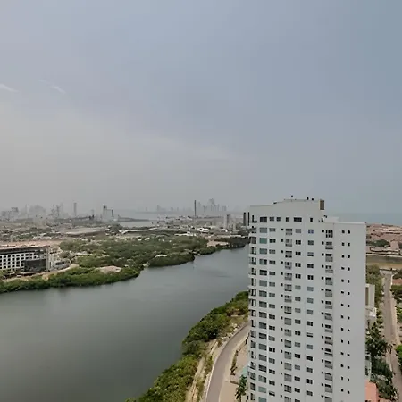 Vista Al Mar/ Centro Histórico/ Nuevo Piso 26 1br Apartamento