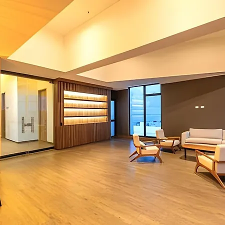 Apartamento Vista Al Mar/ Centro Histórico/ Nuevo Piso 26 1br *