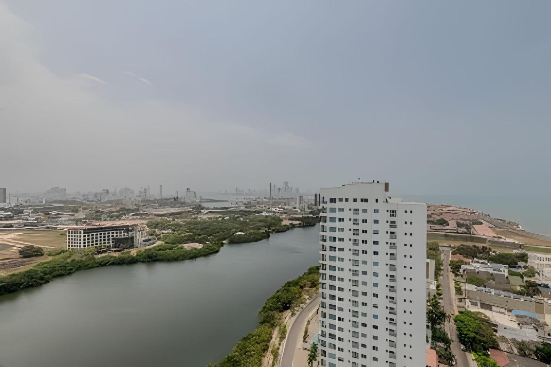 Vista Al Mar/ Centro Historico/ Nuevo Piso 26 1br Apartamento