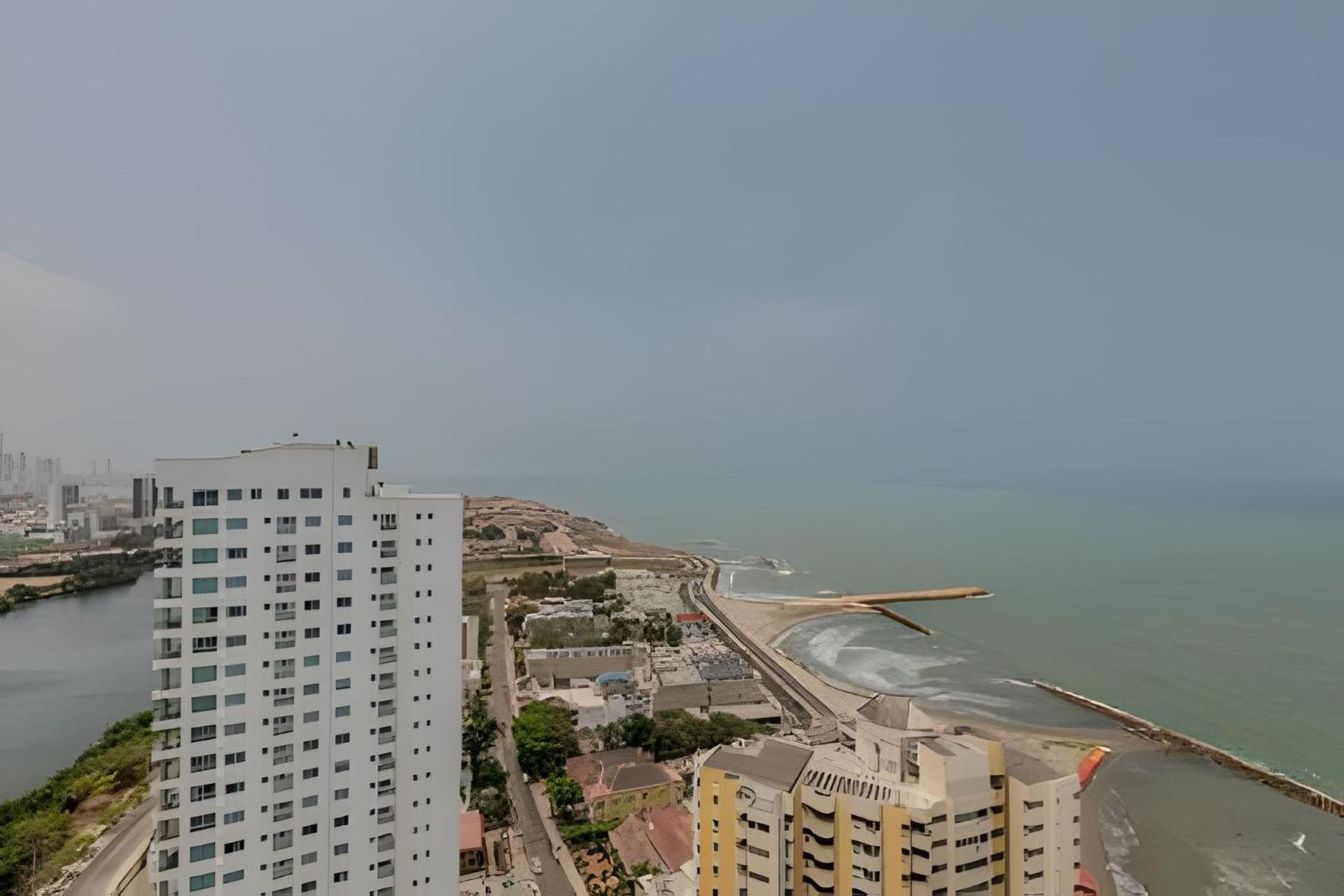Apartamento Vista Al Mar/ Centro Historico/ Nuevo Piso 26 1br *