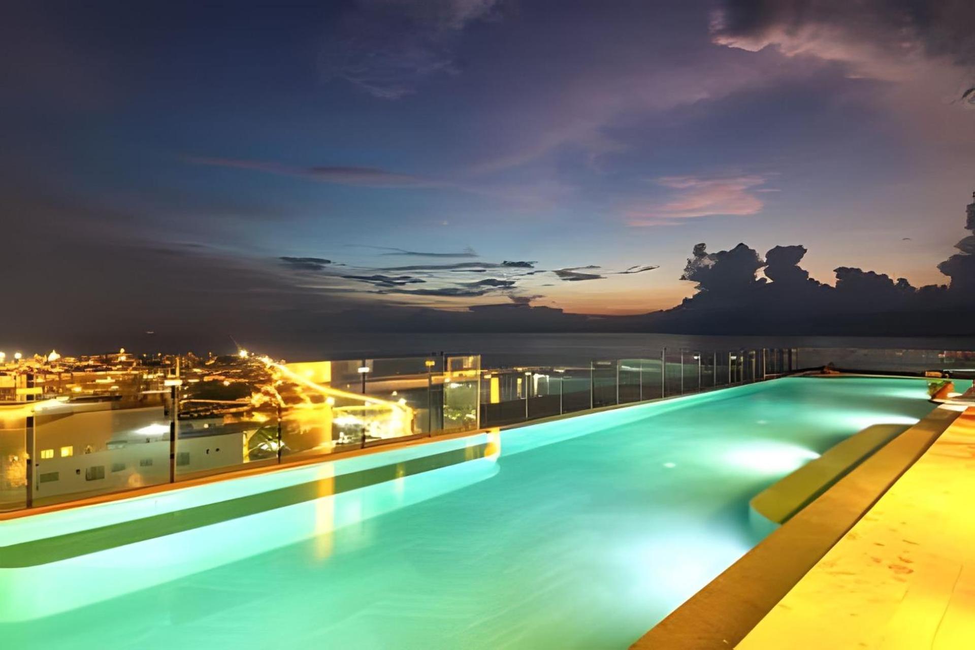 Vista Al Mar/ Centro Historico/ Nuevo Piso 26 1br Cartagena