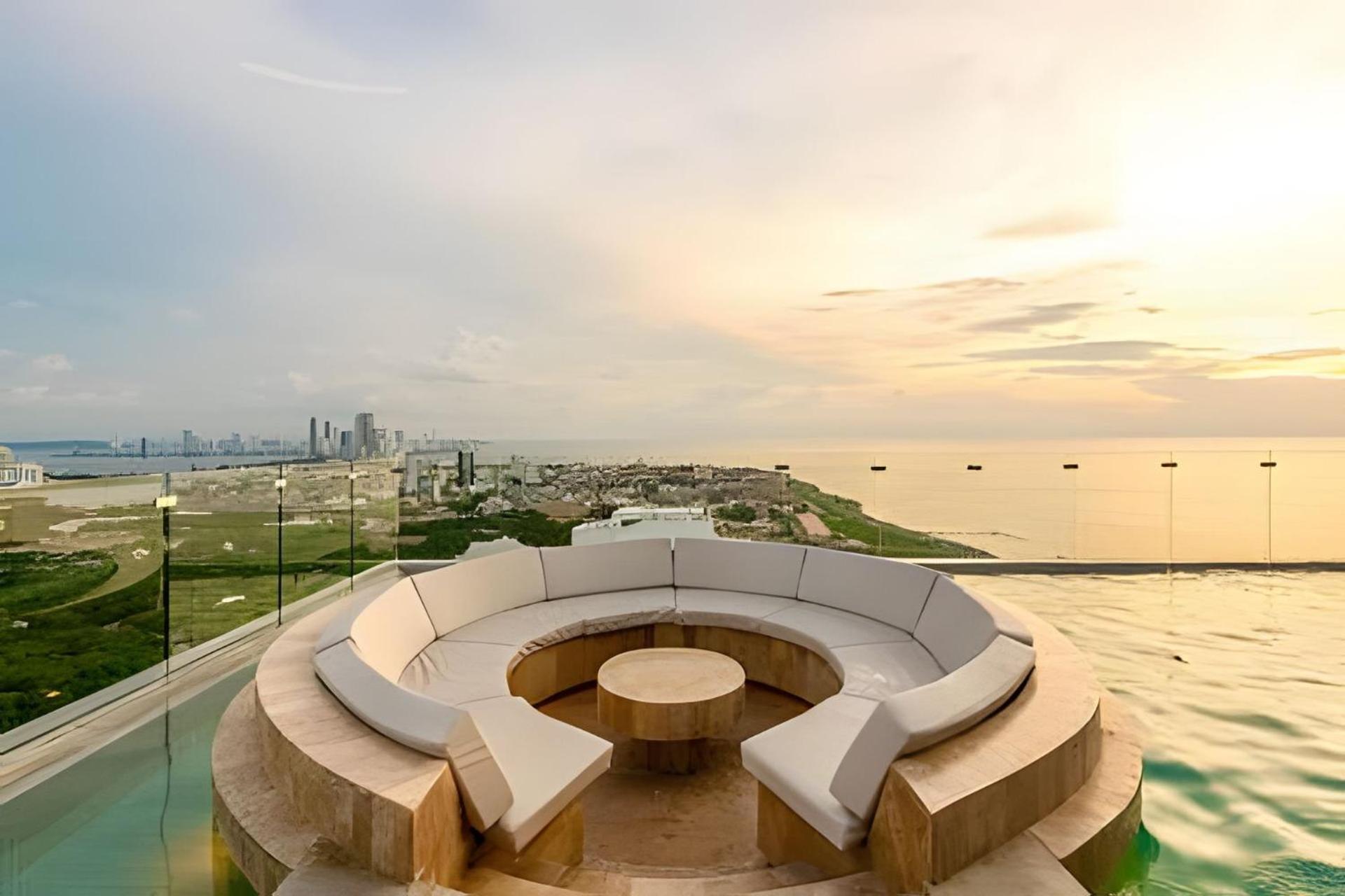 Vista Al Mar/ Centro Historico/ Nuevo Piso 26 1br Apartamento Cartagena