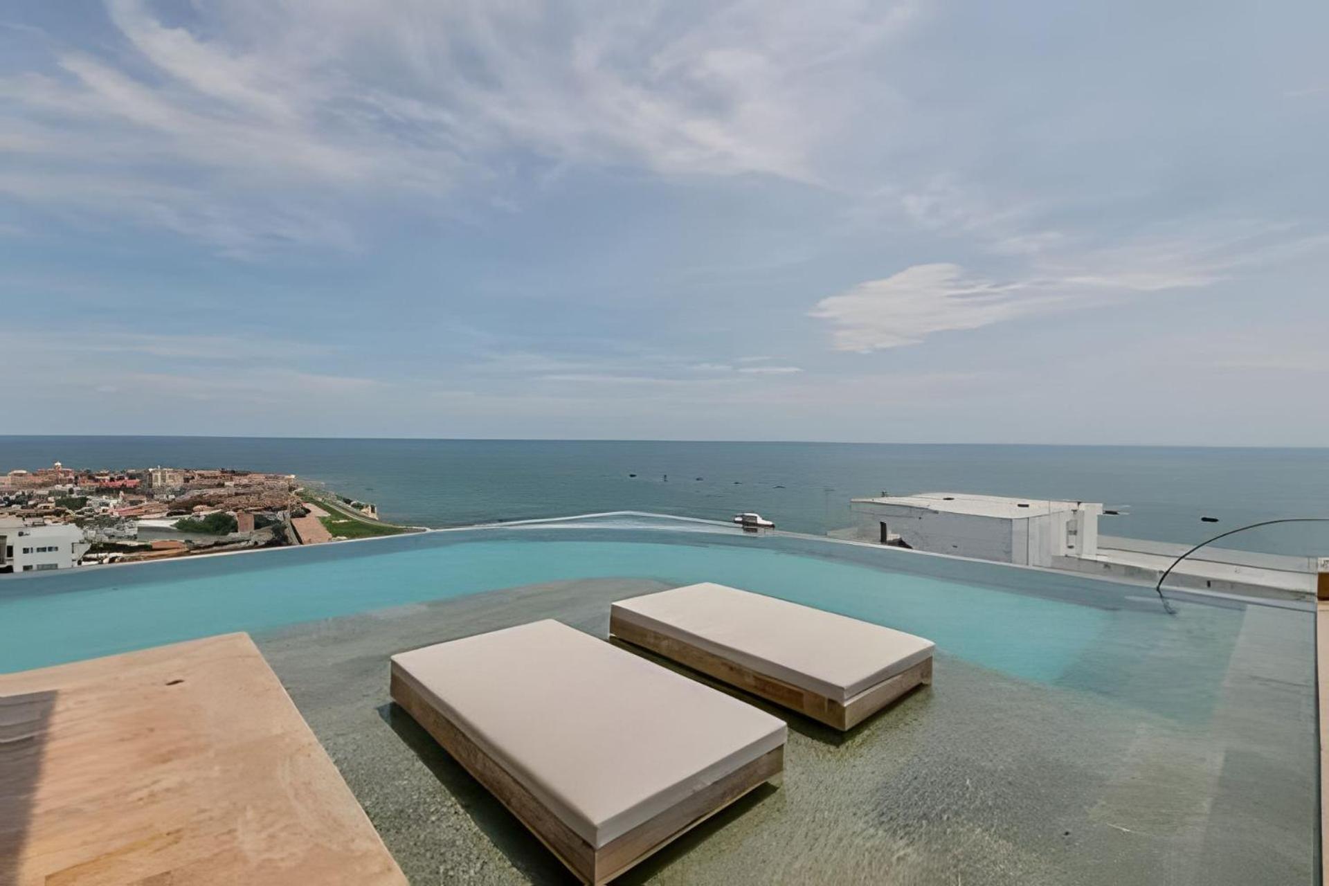 Vista Al Mar/ Centro Historico/ Nuevo Piso 26 1br Apartamento