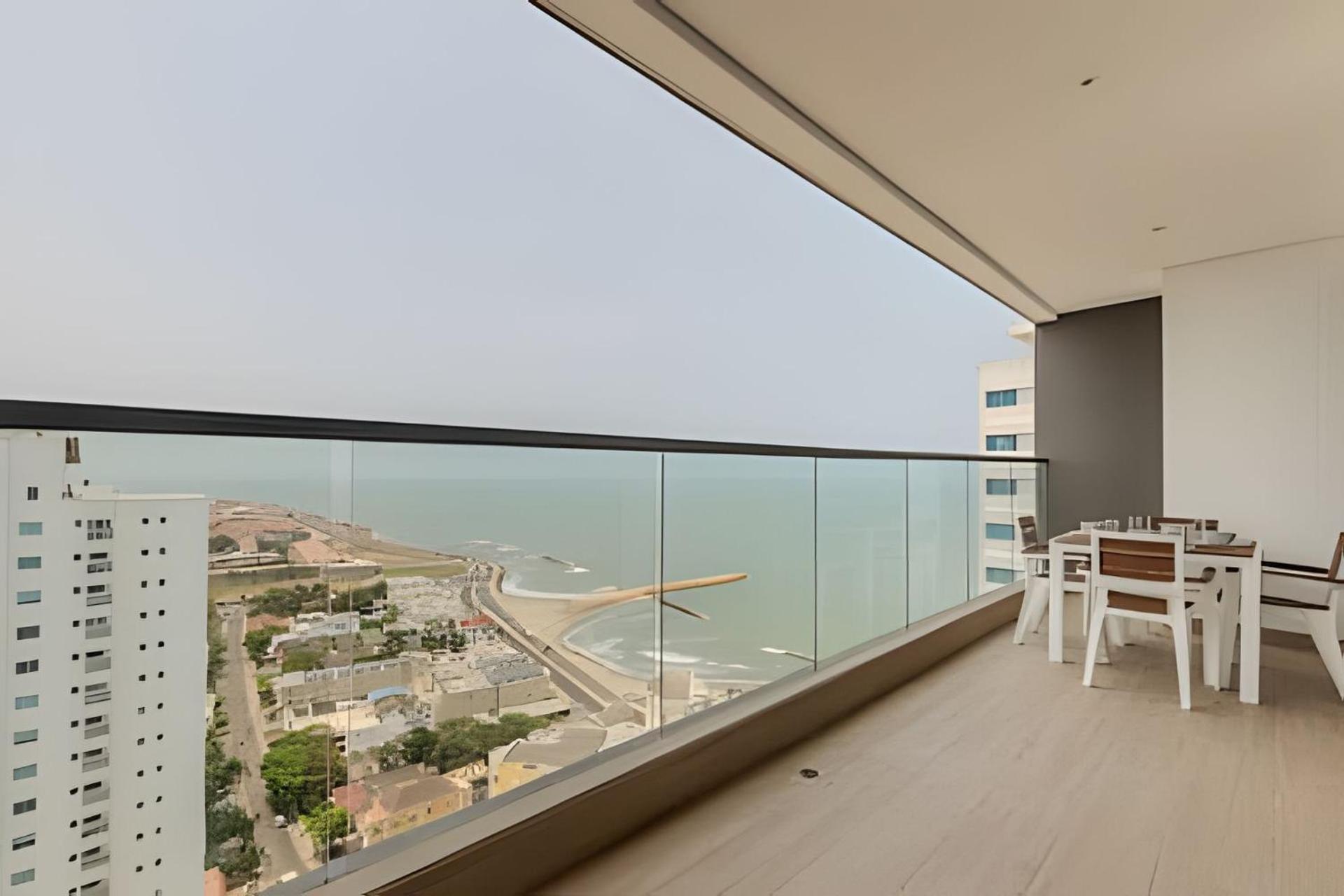 Vista Al Mar/ Centro Historico/ Nuevo Piso 26 1br *