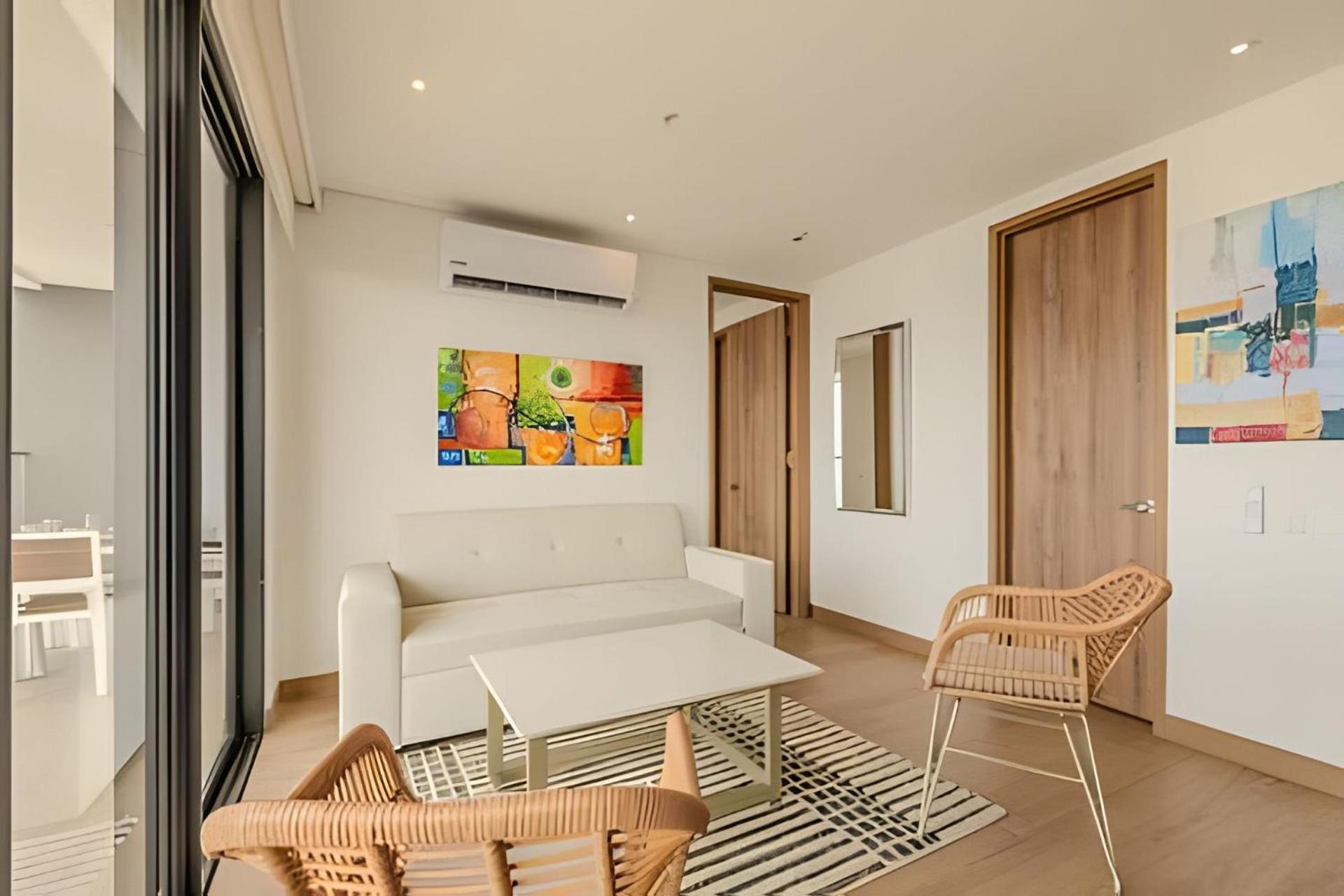 Vista Al Mar/ Centro Historico/ Nuevo Piso 26 1br Apartamento