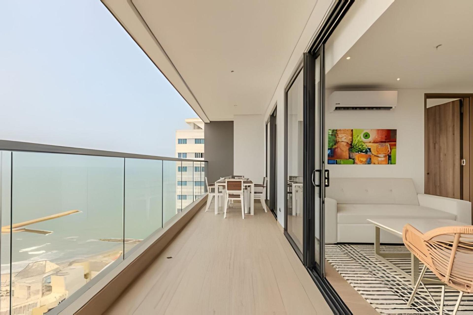 Vista Al Mar/ Centro Historico/ Nuevo Piso 26 1br Apartamento